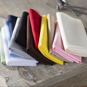 White Polyester Cloth Napkins 18x18 Set Table Dinner Anti-Wrinkle USA Made